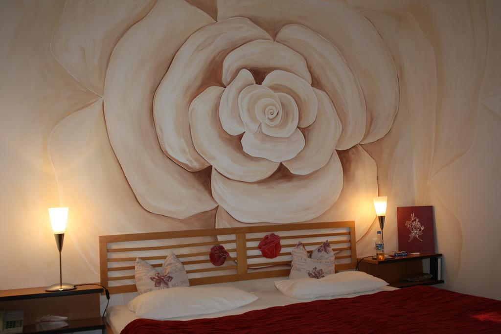 Hotel Am Fluss Neuburg an Der Donau Quarto foto